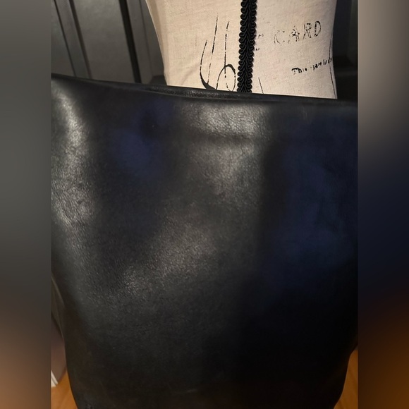 Coach Legacy Soho Bucket # 9186 - Picture 5 of 15